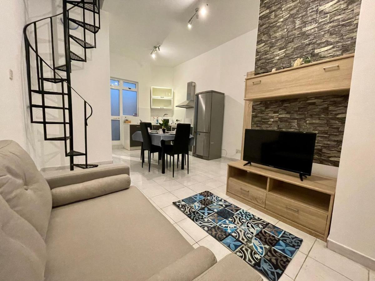 Balesa Property - Modern Duplex House In Central Sliema Dış mekan fotoğraf