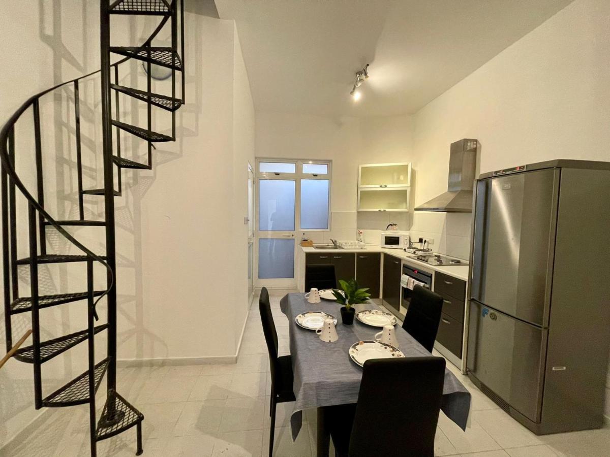 Balesa Property - Modern Duplex House In Central Sliema Dış mekan fotoğraf