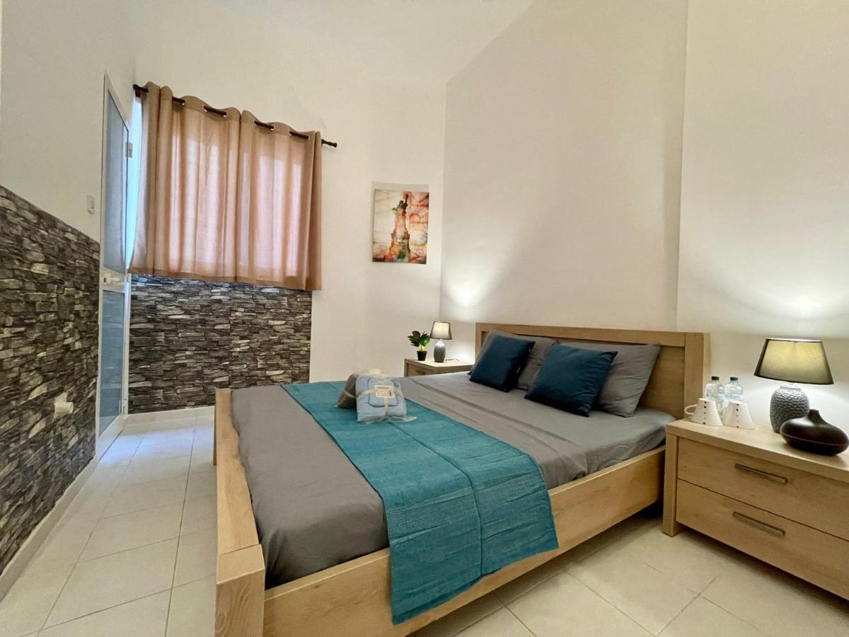 Balesa Property - Modern Duplex House In Central Sliema Dış mekan fotoğraf